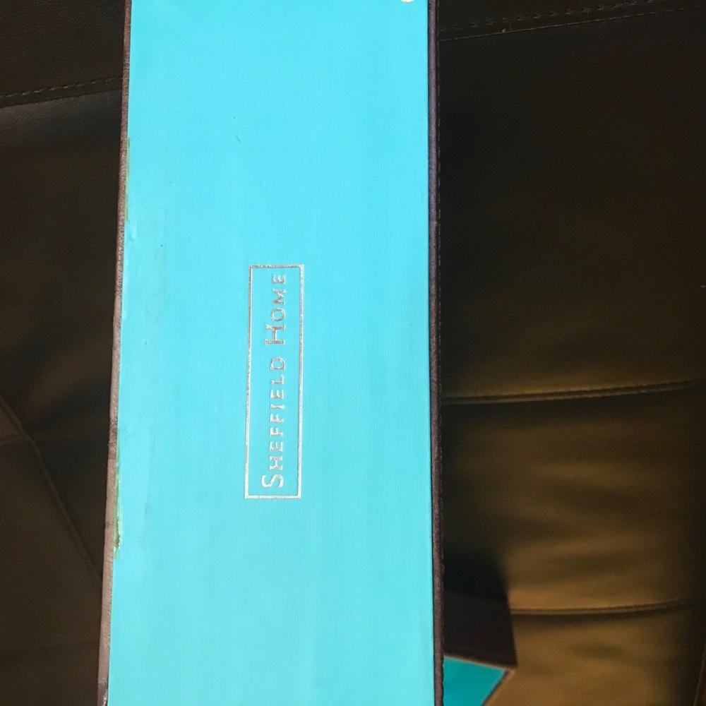 Magazine holder - Picture 4 of 4
